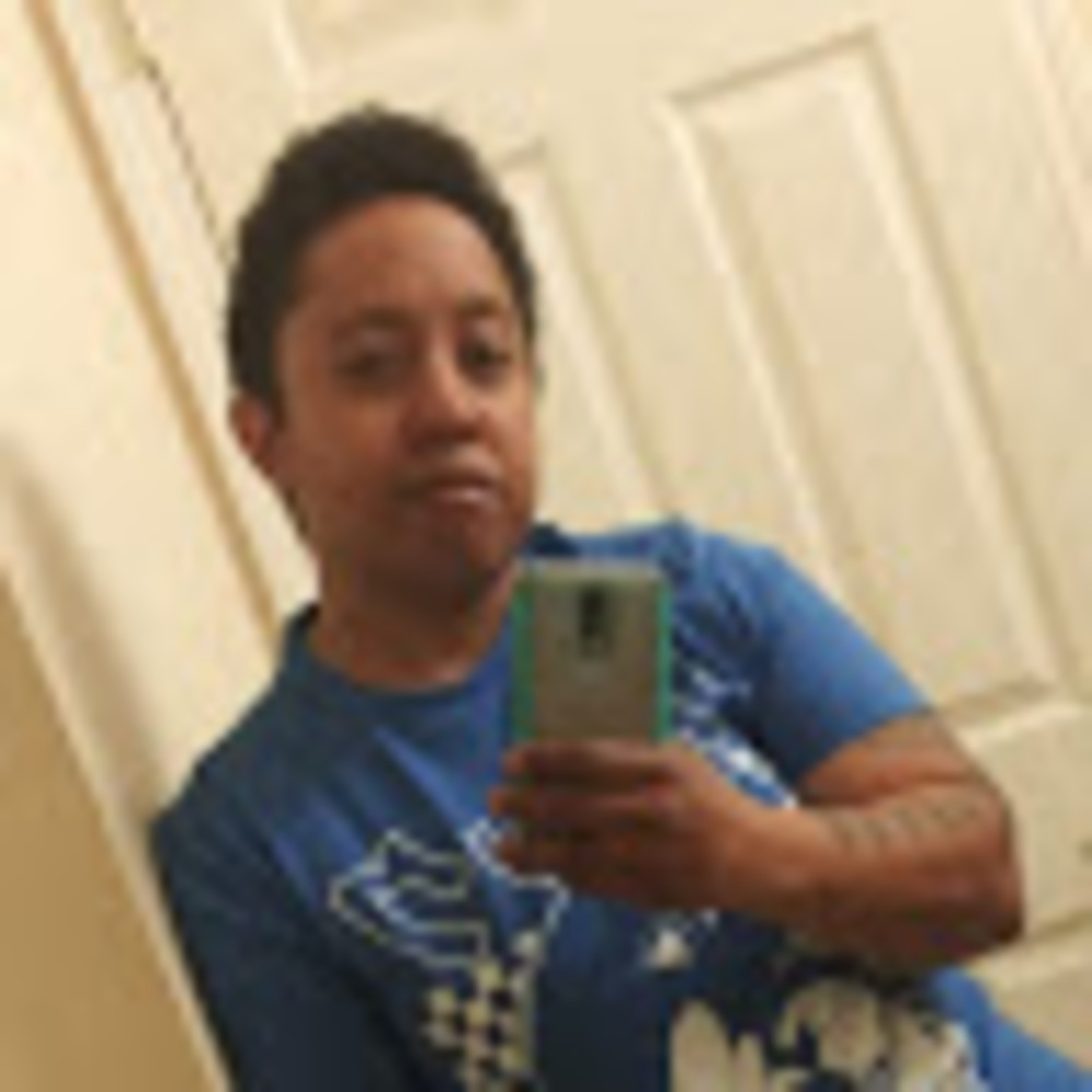 Meet your Posher, Yvette